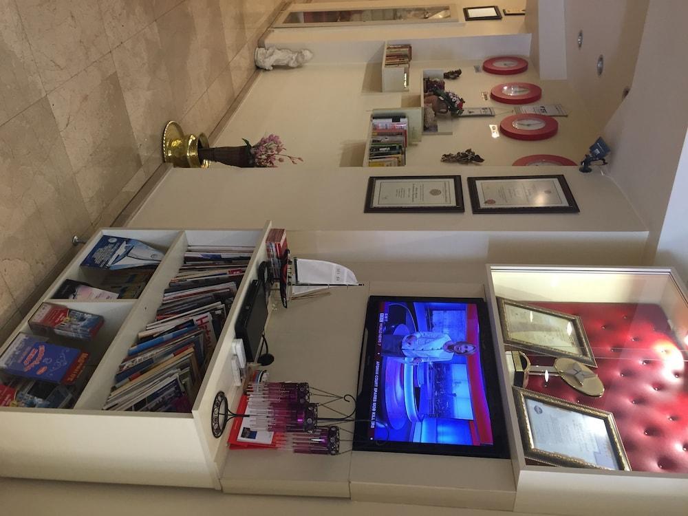 Guzel Izmir Hotel Bagian luar foto